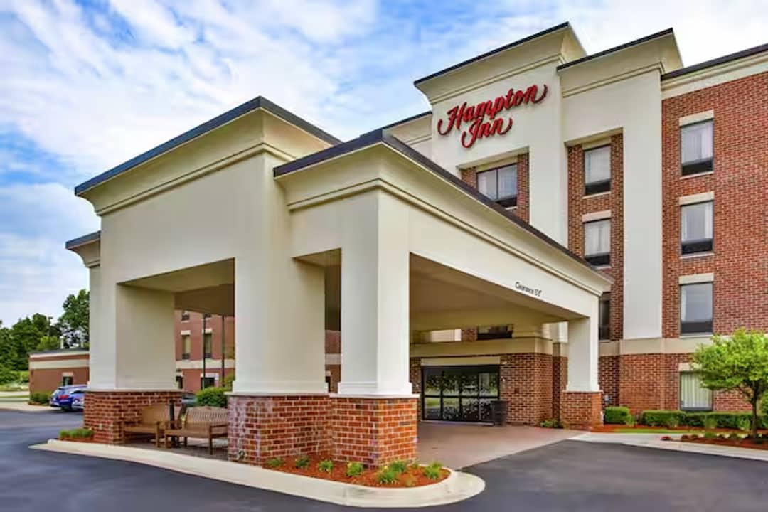 An image of the exterior of Hampton Inn Detroit Utica Shelby Township